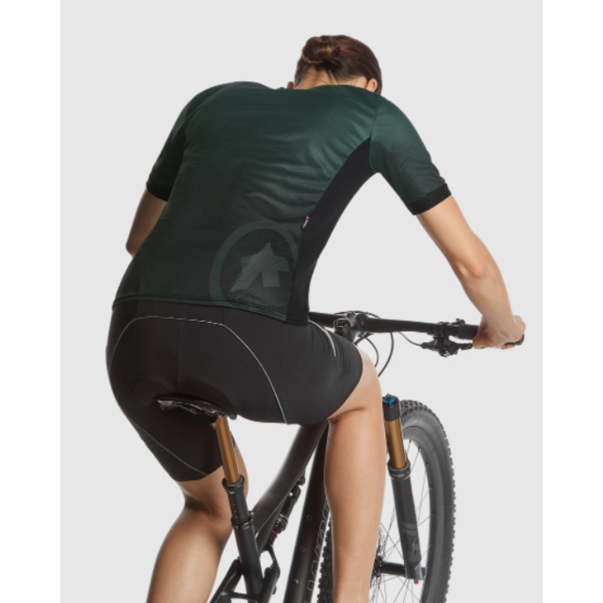 Assos Trail T3 Women s Jersey Schwarzwald Green Velonova